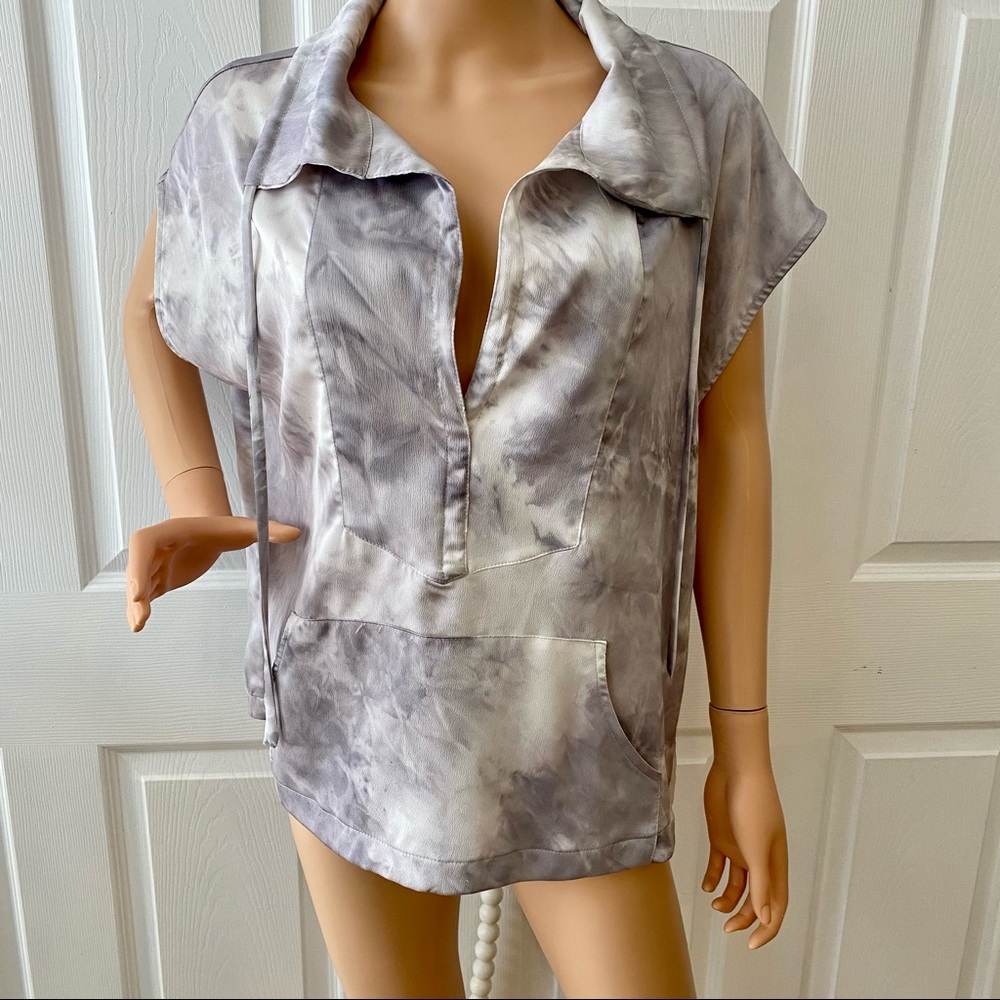 NWT OLIVIA GRAYE SZ S/M OVERSIZE GREY/WHT TIE DYE - Picture 1 of 8